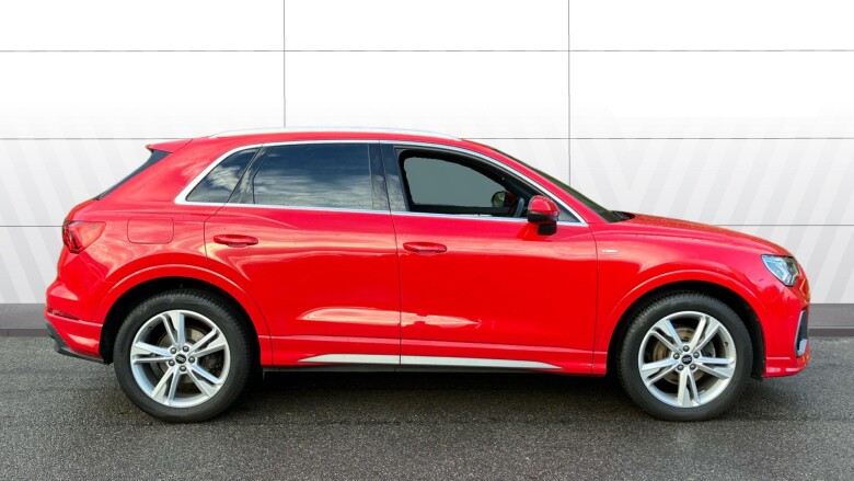 Audi Q3 35 TFSI S Line 5dr S Tronic Petrol Estate